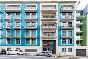 Renovato Deluxe Apartment
