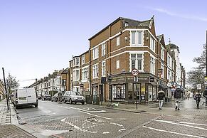 Superb Clapham Duplex