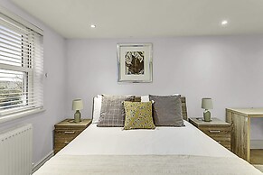 Superb Clapham Duplex