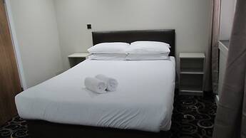 Rooms at The Ritz Complex