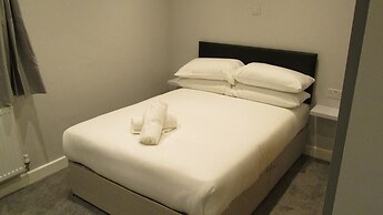 Rooms at The Ritz Complex