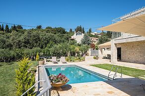 Mateo Stone Villa with Private Pool by Konnect