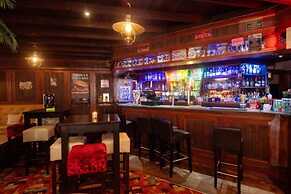 Ooters at The Mariner