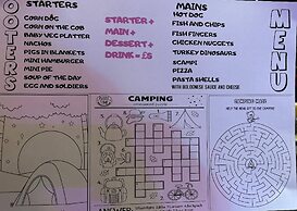 Ooters at The Mariner