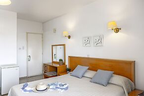 Stephanos Hotel Apts