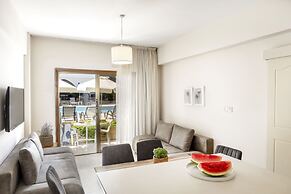 Stephanos Hotel Apts