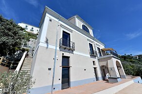 In Costa Relais & Luxury Suites