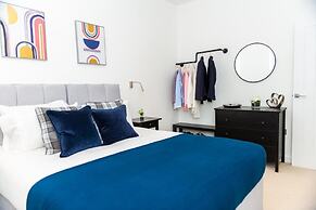 Absolute Stays at The Ziggurat-st Alban Train Station-harry Potter Wor