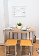 Absolute Stays at The Ziggurat-st Alban Train Station-harry Potter Wor