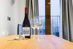 Absolute Stays at The Ziggurat-st Alban Train Station-harry Potter Wor