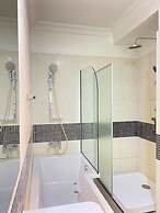 Sunflower Residence Oniru