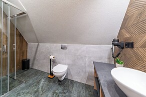 Willa Folk & Prestige