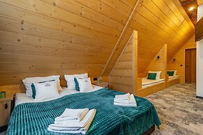 Willa Folk & Prestige