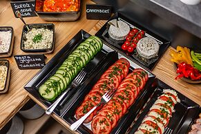 Willa Folk & Prestige