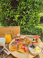 Mystery suites & apartments