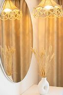 Mystery suites & apartments