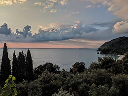 Daria's home at Pelion