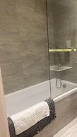 Absolute Stays on Grosvenor-luton Airport-st Albans Train Station-harr