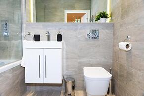 Absolute Stays on Grosvenor-luton Airport-st Albans Train Station-harr