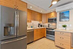 Mana Kai #303 2 Bedroom Condo