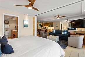 Mana Kai #303 2 Bedroom Condo