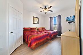 10 Min. To Disney - Gated Resort With Large Heated 2 Bedroom Condo by 