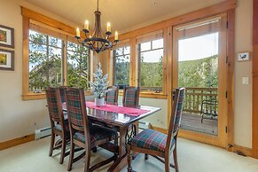 6554 Settlers Creek 3 Bedroom Townhouse by RedAwning