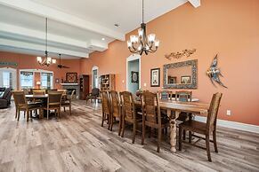 Kathleen's Retreat 5 Bedroom Home by RedAwning