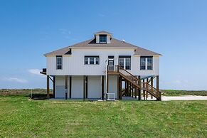 Kathleen's Retreat 5 Bedroom Home by RedAwning