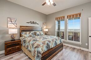 Kathleen's Retreat 5 Bedroom Home by RedAwning