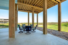 Kathleen's Retreat 5 Bedroom Home by RedAwning