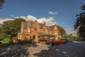 Woodthorpe Hotel