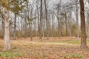 Vilonia Country Cabin w/ Grill, Fire Pit + More!