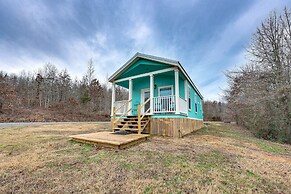 Vilonia Country Cabin w/ Grill, Fire Pit + More!
