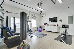 1-acre Backyard & Gym: Spacious Apopka Escape!