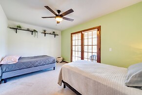 1-acre Backyard & Gym: Spacious Apopka Escape!