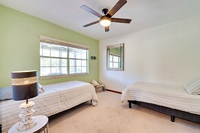 1-acre Backyard & Gym: Spacious Apopka Escape!