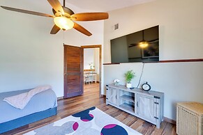 1-acre Backyard & Gym: Spacious Apopka Escape!