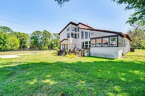 1-acre Backyard & Gym: Spacious Apopka Escape!