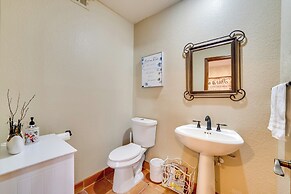 1-acre Backyard & Gym: Spacious Apopka Escape!