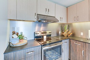 Modern Springfield Apartment ~ 7 Mi to Downtown!