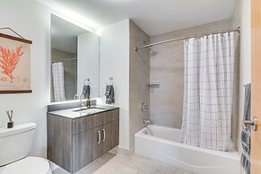 Modern Springfield Apartment ~ 7 Mi to Downtown!