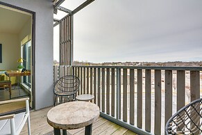 Modern Springfield Apartment ~ 7 Mi to Downtown!
