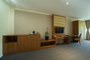 Global Village Luxury Resorts