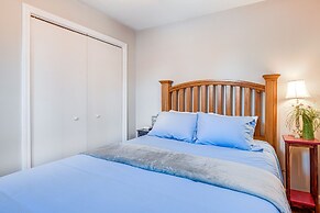 Quiet New Hampshire Getaway w/ Game Room!