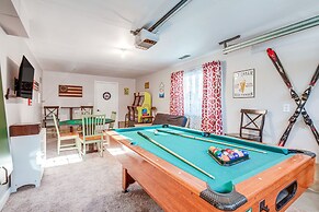 Quiet New Hampshire Getaway w/ Game Room!