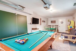 Quiet New Hampshire Getaway w/ Game Room!