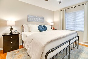 Cozy Lakeview Retreat, Close to Bull Shoals Lake!