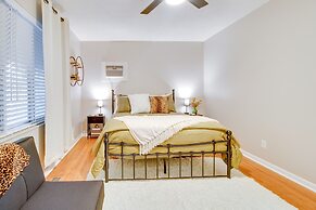 Cozy Lakeview Retreat, Close to Bull Shoals Lake!