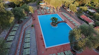 VILLAGGIO EDY